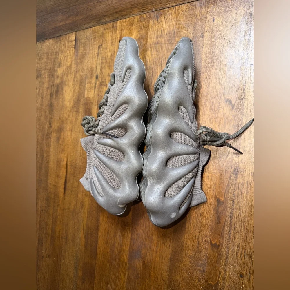 ADIDAS YEEZY BOOST 450 V2 CINDER